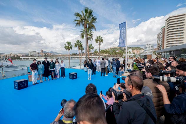 Photocall of the film Mi querida senorita at the Malaga Film Festival Director Fernando González Molina 3i , actors Elisabeth Martínez 2i , Anna Castillo i , Manu Ríos d , Lola Rodríguez 3d , Nagore Aranburu 2d , pose during the photocall of the film Mi querida senorita during the 29th edition of the Malaga Film Festival, March 8, 2026 in Malaga, Andalucía Spain This years edition aims to be a bridge between Spain and Latin America and brings together works from 71 countries In total 2 883 audiovisual works have been registered In the official competition section will participate 22 films 12 Spanish and ten Latin American , to which are added another 21 19 Spanish and two Latin American in the non-competitive official section, including th Copyright: xAlbertoxOrtegax 7350523