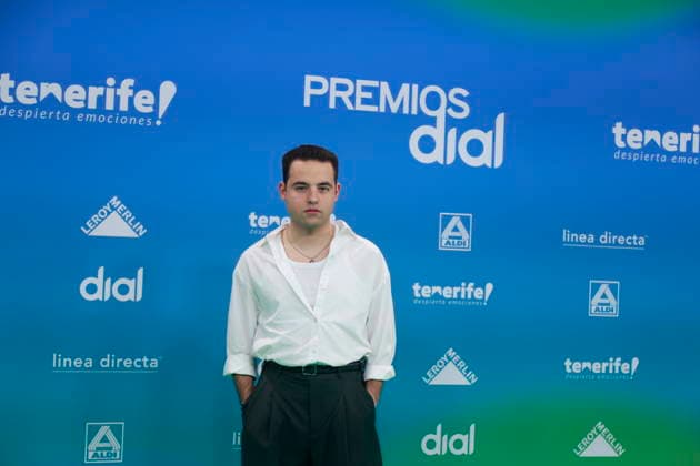 Photocall of the 30th edition of the Dial Awards in Tenerife Singer DePol poses during the photocall of the 30th edition of the Dial Awards, at the Recinto Ferial de Santa Cruz de Tenerife, on March 12, 2026, in Santa Cruz de Tenerife, Tenerife, Canary Islands Spain The Dial Awards 2026 celebrate their 30th edition with a gala presented by Leire Martínez for the second consecutive year, which rewards artists such as Laura Pausini, Pablo Alborán, Sergio Dalma, Amaral, Luis Fonsi and Kany García, among others Ana Torroja, Luz Casal, Mónica Naranjo and Antonio Carmona receive the Dial Lifetime Achievement Award 12 MARCH 2026 PHOTOCALL DIAL AWARDS MUSIC MUSIC SINGERS 30TH ANNIVERSARY Europa Press Canarias 12 03 2026 Santa Cruz de Tenerife, Ten Copyright: xEuropaxPressxCanariasx 7362007