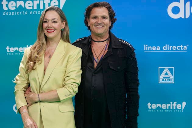 Photocall of the 30th edition of the Dial Awards in Tenerife Singer Carlos Vives poses during the photocall of the 30th edition of the Dial Awards, at the Recinto Ferial de Santa Cruz de Tenerife, on March 12, 2026, in Santa Cruz de Tenerife, Tenerife, Canary Islands Spain The Dial Awards 2026 celebrate their 30th edition with a gala presented by Leire Martinez for the second consecutive year, which rewards artists such as Laura Pausini, Pablo Alborán, Sergio Dalma, Amaral, Luis Fonsi and Kany García, among others Ana Torroja, Luz Casal, Mónica Naranjo and Antonio Carmona receive the Dial Lifetime Achievement Award 12 MARCH 2026 PHOTOCALL DIAL AWARDS MUSIC MUSIC SINGERS 30TH ANNIVERSARY Europa Press Canarias 12 03 2026 Santa Cruz de Teneri Copyright: xEuropaxPressxCanariasx 7362084