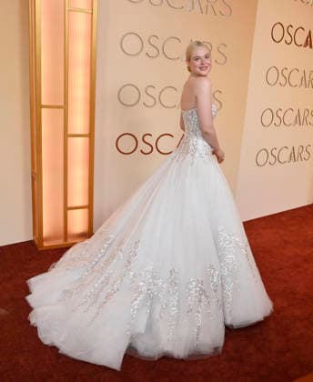 Elle Fanning arrives on the red carpet for the 98th annual Academy Awards in the Hollywood section of Los Angeles on Sunday, March 15, 2026. Conan O Brien will host the Oscars for the second consecutive year. LAP20260315190 JIMxRUYMEN