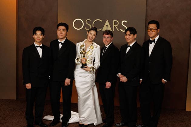 March 15, 2026, Hollywood, California, USA: (L-R) Yuhan, ZHUN, EJAE, Mark Sonnenblick, NHD, and 24, winners of the Best Original Song for Golden from â€oeKPop Demon Hunters , pose in the press room of the 98th Annual Academy Awards on Sunday March 15, 2026 at the Dolby Theater in Hollywood, California. PRENSA INTERNACIONAL Hollywood USA - ZUMAp124 20260315_zaa_p124_393 Copyright: xPrensaxInternacionalx
