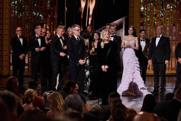 98th Oscars, Academy Awards Paul Thomas Anderson, Sarah Murphy, Anthony Carlino, Will Weiske, Andy Jurgensen, Teyana Taylor, Michael Bauman, Cassandra Kulukundis, Regina Hall, Shayna McHale aka Junglepussy, Leonardo DiCaprio, Chase Infiniti and Benicio del Toro accept the Oscar for Best Picture during the 98th Oscars at the Dolby Theatre at Ovation Hollywood on Sunday, March 15, 2026., Credit:Avalon.red Avalon United States of America, CA, Hollywood, Dolby Theater Copyright: xAvalon.redx xAvalonx 1083411370
