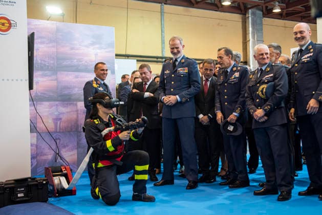 The King attends the Technological Demonstration Days of the Connected, Sustainable and Intelligent Air Base BASCI King Felipe VI together with the President of Castilla La Mancha, Emiliano García Page, attends the Technological Demonstration Days of the Connected, Sustainable and Intelligent Air Base BACSI , at the Los Llanos Air Base, on March 18, 2026, in Albacete, Castilla La Mancha Spain The Kings visit is part of the inauguration of the BACSI 2026 Technology Demonstration Days, an Air and Space Army exercise that shows digitalization, connectivity and sustainability projects for air bases, with the presence of companies, universities and demonstrations at Los Llanos Air Base 18 MARCH 2026 Víctor Ferná Albacete Castilla La Mancha Alba Copyright: xVictorxFernandezx 7377369