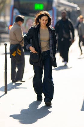 Exclusive Spanish singer Rosalia strolls through the streets of Paris before joining her partner, French model Loli Bahia Roubille, in Paris, France, on March 19, 2026 Yehiel Chekroune Bestimage Exclusive Spanish singer Rosalia strolls through the streets of Paris before joining her partner, French model Loli Bahia Roubille, in Paris, France, on March 19, 2026 Paris France Copyright: xYehielxChekrounex xBestimagexYehielxChekrounex xBestimagex