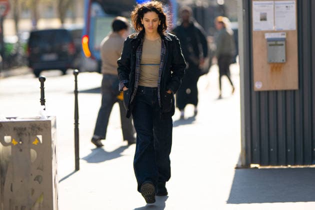 Exclusive Spanish singer Rosalia strolls through the streets of Paris before joining her partner, French model Loli Bahia Roubille, in Paris, France, on March 19, 2026 Yehiel Chekroune Bestimage Exclusive Spanish singer Rosalia strolls through the streets of Paris before joining her partner, French model Loli Bahia Roubille, in Paris, France, on March 19, 2026 Paris France Copyright: xYehielxChekrounex xBestimagexYehielxChekrounex xBestimagex