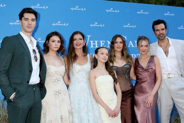 March 19, 2026, West Hollywood, California, USA: LOS ANGELES - MAR 19: Lachlan Quarmby, Roan Curtis, Maria March, Jill Hennessy, Mila Morgan, Bethany Joy Lenz, Roan Curtis, Benjamin Ayres at the When Calls the Heart and Hope Valley: 1874 Celebration at The Sun Rose Hotel on March 19, 2026 in West Hollywood, CA West Hollywood USA - ZUMAb170 20260319_aap_b170_106 Copyright: xKayxBlakex