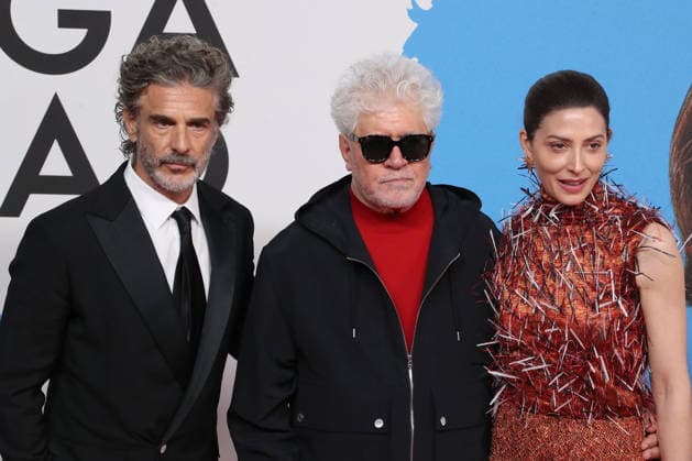 March 19, 2026, Madrid, Madrid, Spain: LEONARDO SBARAGLIA (L), PEDRO ALMODOVAR (C) and BARBARA LENNIE (R) pose at the red carpet held at the Real Casino de Madrid during the premiere of AMARGA NAVIDAD (BITTER CHRISTMAS). This movie marks the 24th feature film in the career of the two time Academy Award winner, who has defined the landscape of modern Spanish cinema for over forty years. The production by EL DESEO explores the relationship between inspiration and reality through a story of autofiction. The event brought together actors BARBARA LENNIE, LEONARDO SBARAGLIA, PATRICK CRIADO, VICTORIA LUENGO, and MILENA SMIT, along with high profile guests from the European entertainment industry. The theatrical release is set for March 20 2026 by - ZUMAo127 20260319_zep_o127_121 Copyright: xHugoxOrtunox