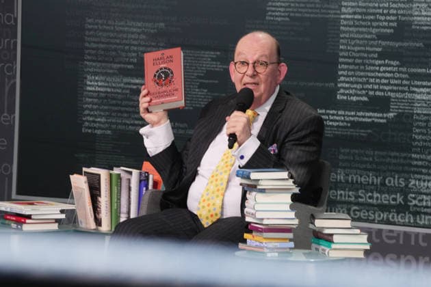 Buchmesse Leipzig GER, Leipzig,20260319, Buchmesse Leipzig, Messehalle , Denis Scheck, Best of druckfrisch, , Vorstellung von neuerscheinungen, ist Übersetzer und Journalist in Hörfunk und Fernsehen, Harlan Ellison,gefährliche Visionen