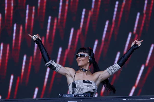 Sao Paulo (SP), March 20, 2026 Lollapalooza Brazil SP Camila Jun performing during the first day of Lollapalooza Brazil, held at the Interlagos racetrack in the southern part of Sao Paulo. The festival brings together national and international artists and thousands of music fans, this Friday, March 20, 2026. Camila Jun on the first day of Lollapalooza Brazil at the Interlagos racetrack in Sao Paulo. (Foto: Leco Viana Thenews2 imago images) Sao Paulo (SP), March 20, 2026 Lollapalooza Brazil SP Camila Jun performing during the first day of Lollapalooza Brazil, held at the Interlagos racetrack in the southern part of Sao Paulo. The festival brings together national and international artists and thousands of music fans, this Fr Copyright: xLecoxVianax