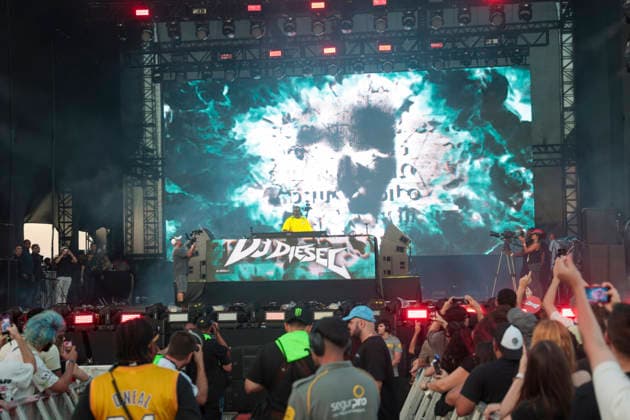 Sao Paulo (SP), 03 20 2026 - Culture Shows Festival DJ Diesel - Shaquille O Neal performs as DJ Diesel at Lollapalooza Brazil 2026. Using the stage name DJ Diesel (one of his nicknames on the dance floor), Shaq performed on the Perry s stage, dedicated to electronic music, this Friday, March 20, 2026. NBA legend Shaquille O Neal will perform as DJ Diesel at Lollapalooza Brazil 2026. (Foto: Leco Viana Thenews2 imago images) Sao Paulo (SP), 03 20 2026 - Culture Shows Festival DJ Diesel - Shaquille O Neal performs as DJ Diesel at Lollapalooza Brazil 2026. Using the stage name DJ Diesel (one of his nicknames on the dance floor), Shaq performed on the Perry s stage, dedicated to electronic music, this Friday, March 20, 2026. Copyright: xLecoxVianax