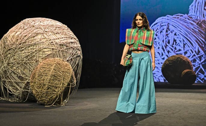 March 20, 2026, Mumbai, Maharashtra, India: Bollywood actress Radhika Madan wearing a creation by NIF Global student walks on the ramp on the second day of Lakme Fashion Week (LFW) in Mumbai. Mumbai India - ZUMAs197 20260320_aaa_s197_351 Copyright: xAshishxVaishnavx