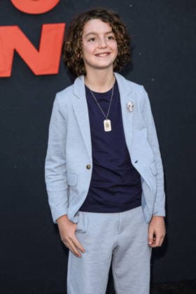 Los Angeles Premiere Of Netflix s Something Very Bad Is Going To Happen Season 1 HOLLYWOOD, LOS ANGELES, CALIFORNIA, USA - MARCH 19: Sawyer Fraser arrives at the Los Angeles Premiere Of Netflix s Something Very Bad Is Going To Happen Season 1 held at The Egyptian Theatre Hollywood on March 19, 2026 in Hollywood, Los Angeles, California, United States., Credit:Chad Salvador Avalon United States, California, Hollywood, The Egyptian Theatre Hollywood Copyright: xChadxSalvadorx xAvalonx 1085029940