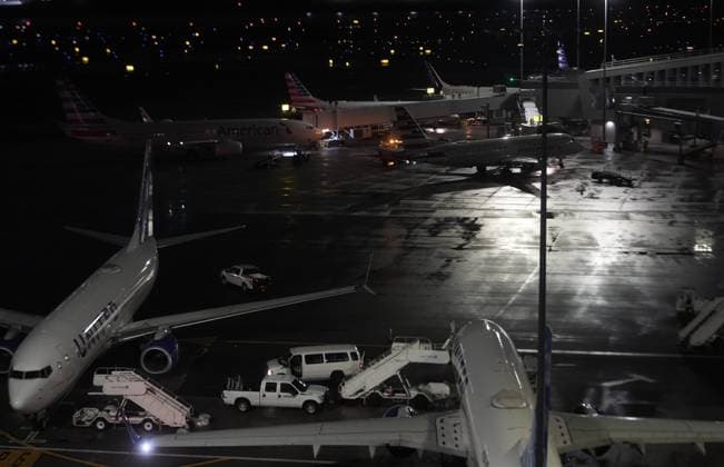 Air Canada plane collides with fire truck at LaGuardia, killing 2, injuring others NEW YORK, UNITED STATES - MARCH 23: Passenger plane collides with a fire truck while landing at LaGuardia Airport, killing the pilot and copilot and injuring two others on March 23, 2026, in New York, United States. Selcuk Acar Anadolu New York United States. Editorial use only. Please get in touch for any other usage. Copyright: x2026xAnadoluxSelcukxAcarx