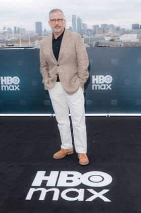 HBO Max s The Pitt London Photocall at The Venue Piccadilly in London, UK, 24 March 2026 London, UK, 24 March 2026: Steve Carell at HBO Max s The Pitt London Photocall at on the rooftop of The Venue Piccadilly in London. The HBO Max Experience, an immersive takeover of The Venue, is open to the public on 24 and 25 March. Attending cast: Noah Wyle, Lisa Kudrow, Bella Ramsey, Steve Carell, Phil Dunster, Jordan Firstman, Linda Cardellini, True Whitaker, Charly Clive, Joy Sunday and David Harbour.All episodes of The Pitt Season 1 will be available to stream exclusively on HBO Max in the UK and Ireland from March 26, with episodes from Season 2 airing on a weekly basis., Credit:DAVID JON @DAVIDJONPHOTOGRAPHY Avalon Copyright: xDAVIDxJONx@DAVIDJONPHOTOGRAPHYx xAvalonx 1086055223