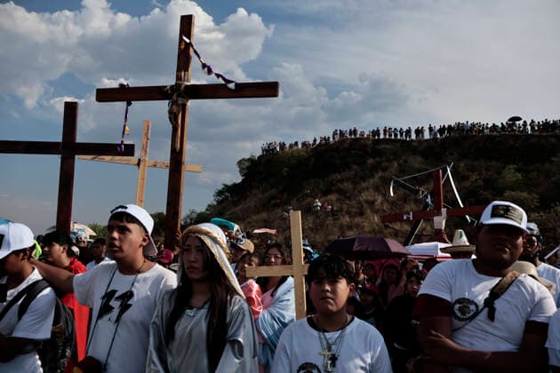April 3, 2026, Mexico City, Cdmx, Mexico: As part of Holy Week, the Stations of the Cross were held today. According to the Catholic Church, this event commemorates Jesus crucifixion and death after a soldier pierced his side with a spear. The reenactment was performed by residents of the Tenorios area, which belongs to the Iztapalapa borough. Hundreds of people of all ages walked the streets dressed as apostles, wearing crowns of thorns and carrying crosses of varying sizes to ask for favors or give thanks for miracles they prayed to God for and received. The crucifixion of the actors portraying Dismas, Gestas, and Jesus takes place every year in the Tezontle mines located within the Tenorios area. Hundreds of residents gather there to or - ZUMAp204 20260403_zip_p204_054 Copyright: xJosuexPerezx
