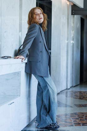 April 8, 2026, Rome, Italy: Isabelle Huppert attends the photocall for the movie La donna più ricca del mondo at Sofitel HTL Villa Borghese. Rome Italy - ZUMAs197 20260408_aaa_s197_026 Copyright: xEmanuelaxVertollix