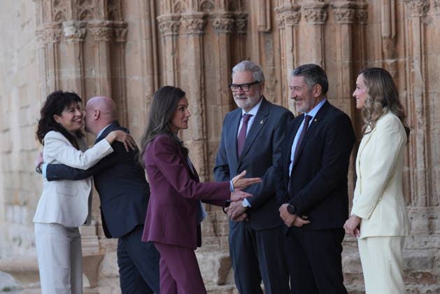 Queen Letizia meets with the Association of Women Entrepreneurs Queen Letizia c , accompanied by the president of the Association, Laia Rogel d , the Minister of Equality, Ana Redondo i , the delegate of the Government in Catalonia, Carlos Prieto 2i , the mayor of Lleida, Felix Larrosa c , and the Minister of Enterprise, Miquel Sàmper 2d , meets with the Association of Women Entrepreneurs of Lleida, a 9 de abril de 2026, en Lleida, Catalunya Espana The meeting, held in the Seu Vella de Lleida and behind closed doors, is part of the events of the 20th anniversary of the association and precedes the delivery of the XVI Premis Ap Lleida, which recognize the leadership and career of businesswomen and professionals in the territory 09 APRIL 202 Copyright: xDavidxZorrakinox 7425487