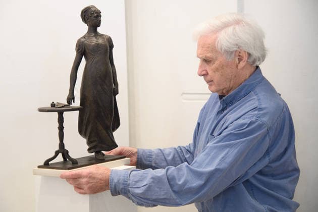 The Society of Portrait Sculptors: FACE 2026 Exhibition at Garrison Chapel, Chelsea Barracks, London, UK - Thursday 9 April 2026 A staff member views Maquette for Jane Austen Sculpture by Martin Jennings at Garrison Chapel, Chelsea Barracks, London, England, UK on Thursday 9 April, 2026 as part of The Society of Portrait Sculptors: FACE 2026 Exhibition which runs from 13th - 26th April., Credit:Justin Ng Avalon UK, England, London, Garrison Chapel, Chelsea Barracks Copyright: xJustinxNgx xAvalonx 1089724135
