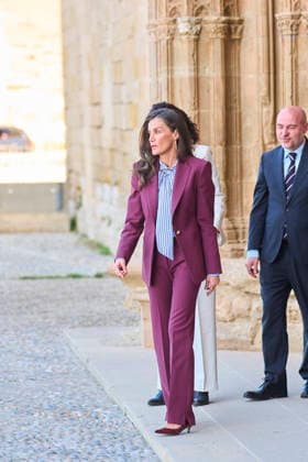 Queen Letizia attends the 16th Ap!Lleida Awards ceremony Queen Letizia of Spain attends the 16th Ap!Lleida Awards ceremony at Catedral de la Seu Vella on April 9, 2026 in Lleida, Spain Photo by IMAGO MPG Lleida Catedral de la Seu Vella Cataluna Spain Copyright: xMPGx