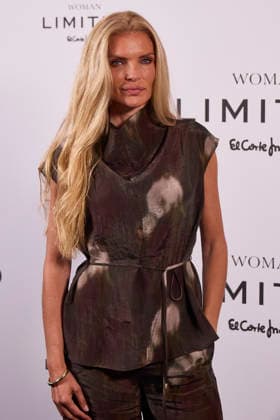 April 9, 2026, Madrid, Madrid, Spain: Model ESTHER CAo˜ADAS poses at the photocall during the presentation of the new Woman Limited El Corte Ingles campaign Madrid Spain - ZUMAc260 20260409_zep_c260_012 Copyright: xMikexChicorrox