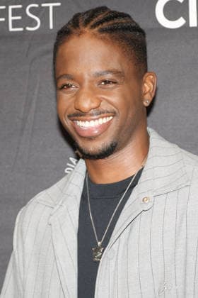 April 10, 2026, Los Angeles, California, USA: Samuel Arnold at the Netflix Emily in Paris event during PaleyFest LA at Dolby Theatre Los Angeles USA - ZUMAg107 20260410_zep_g107_062 Copyright: xNinaxPrommerx