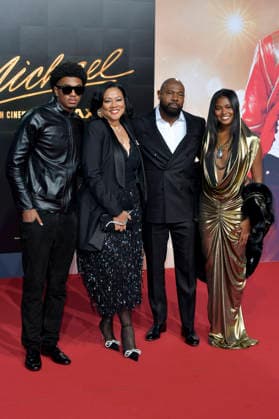 Brando Fuqua, Antoine Fuqua, Lela Rochon und Asia Fuqua bei der Premiere des Kinofilms Michael in der Uber Eats Music Hall. Berlin, 10.04.2026