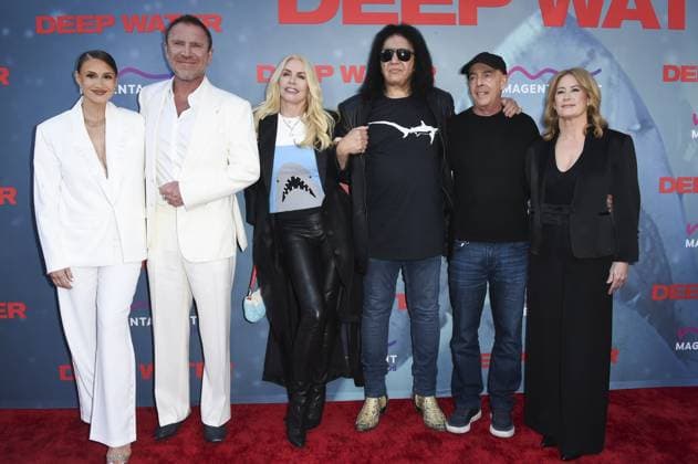 Johanna Harlin, Bob Yari, Renny Harlin, Gene Simmons, Amanda Harvey, Shannon Tweed at arrivals for DEEP WATER Premiere, Paramount Theater, Los Angeles, CA, April 27, 2026. Photo By: Elizabeth Goodenough Everett Collection DEEP WATER Premiere PUBLICATIONXNOTxINxCANxCHNxFRAxITAxJPNxNORxPOLxRUSxESPxUKxUSA