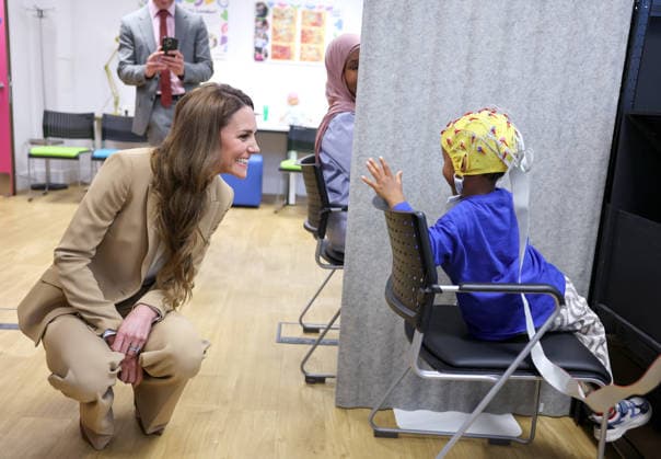 The Princess Of Wales Launches Early Childhood Guide LONDON, ENGLAND - MAY 06: Catherine, Princess of Wales (L) meets Ella, aged 5, as she learns about pioneering state-of-the-art wearables and brain recording techniques during the launch of Foundations for Life: A Guide to Social and Emotional Development at the University of East London on May 06, 2026 in London, England. The Princess of Wales and The Royal Foundation Centre for Early Childhood launched the new resource, which highlights the role of loving and responsive relationships play in the wellbeing of young children., Credit:Chris Jackson Avalon United Kingdom, England, London Copyright: xChrisxJacksonx xAvalonx 1096900136