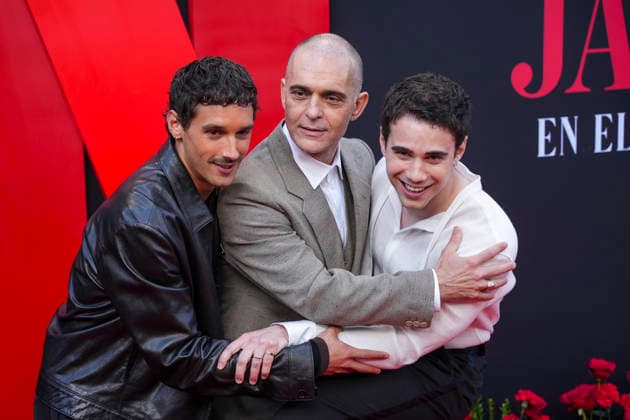 Gala Jarana en el Guadalquivir for the global premiere of Berlin and the lady of Armino Seville Joel Sánchez, i Pedro Alonso 2d and Julio Pena Fernández d during the gala Jarana en el Guadalquivir for the global premiere of Berlin and the lady of Armino to May 9, 2026 in Seville Andalusia, Spain The global premiere of the second season of the spin off of La casa de papel , entitled Berlin and the lady of Armino , which takes place yesterday Friday and today, Saturday, will host several outstanding events in Seville Today Saturday, this event has taken place on the Guadalquivir River starting with a red carpet which has paraded in addition to the cast, VIP guests, and then the international artist Rosalia will perform 09 MAY 2026 María José Copyright: xMariaxJosà xLopezx 7511773