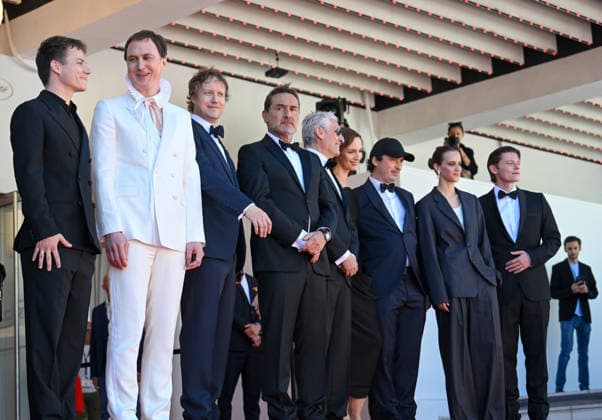 79th International Cannes Film Festival Montée des marches du film Moulin 79th International Cannes Film Festival Red Carpet for Moulin 456250 2026 05 17 Goldman, Alain Lellouche, Gilles Pansanel, Laetitia Lefebvre, Felix Eidinger, Lars Nemes, Laszlo Bourgoin, Louise de Gromard, Hortense Warburton, Patrick Demangel, Olivier Warburton, Max Copyright: xSergexArnalx xStarfacex STAR_456250_008