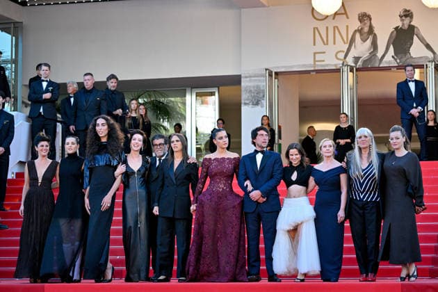 Cannes Garance Screening JR Sara-Jeanne Drillaud, Jehnny Beth, Raya Martigny, Sara Giraudeau, Alain Attal, Jeanne Herry, Adèle Exarchopoulos, Hugo Selignac, Mathilde Roehrich, Hélène Alexandridis, Brigitte Sy and Anne Suarez attending the screening of the movie Garance during 79th Cannes Film Festival in Cannes, France on May 17, 2026. Photo by Julien Reynaud APS-Medias ABACAPRESS.COM Cannes France Copyright: xReynaudxJulien APS-Medias ABACAx