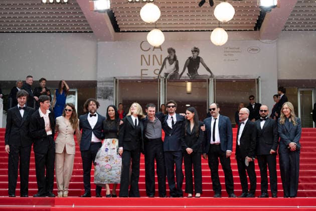 Internationale Filmfestspiele von Cannes, The Unknown Premiere #4 Cannes L’Inconnue (The Unknown) Carpet EB Andrea Poggio, Lucas Harari, Victoire Du Bois, Laurent Senechal, Shanti Masud, Léa Seydoux, Arthur Harari, Niels Schneider, Lilith Grasmug, Nicolas Anthomé, Vincent Poymiro, Jonathan Turnbull, during the 79th Cannes International Film Festival in Cannes, France on May 18, 2026, the film selected in the Official Competition.Photo by Eliot Blondet ABACAPRESS.COM Cannes France France Copyright: xBlondetxEliot ABACAx