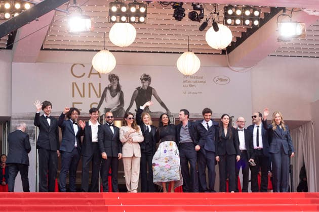 Internationale Filmfestspiele von Cannes, The Unknown Premiere #6 Andrea Poggio, Laurent Senechal, Lucas Harari, Jonathan Turnbull, Victoire Du Bois, Léa Seydoux, Shanti Masud, Arthur Harari, Niels Schneider, Lilith Grasmug, Vincent Poymiro, Nicolas Anthomé and Guest Montée des marches du film Linconnue lors du 79ème Festival International du Film de Cannes, le 18 mai 2026 Olivier Borde Bestimage Red carpet for The unknown at the 79th Cannes International Film Festival on May 18, 2026 Cannes France Copyright: xOLIVIERxBORDEx xBESTIMAGExOLIVIERxBORDEx xBESTIMAGEx