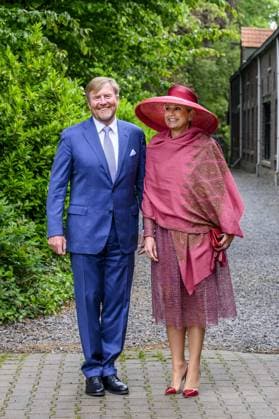 Illikhoven, The Netherlands, 2026-05-19 11:55:17 ILLIKHOVEN, 19-05-2026 King Willem Alexander and Queen Maxima during a regional visit to the municipalities of Maasgouw, Echt-Susteren, Roerdalen, and Roermond. PHOTO: NLBeeld Patrick van Emst In the photo: The Royal Couple visits the village of Illikhoven in the municipality of Echt-Susteren. This is the narrowest part of the Netherlands, where the land is less than five kilometers wide, situated between Belgium and Germany. Here they speak with representatives of the police, a dike guard, and organizations from the border region, among others. Subsequently, the Royal Couple visits Lilbosch Abbey. Credit: NL Beeld Patrick van Emst Copyright: xx x