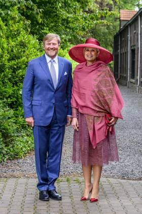Illikhoven, The Netherlands, 2026-05-19 11:55:18 ILLIKHOVEN, 19-05-2026 King Willem Alexander and Queen Maxima during a regional visit to the municipalities of Maasgouw, Echt-Susteren, Roerdalen, and Roermond. PHOTO: NLBeeld Patrick van Emst In the photo: The Royal Couple visits the village of Illikhoven in the municipality of Echt-Susteren. This is the narrowest part of the Netherlands, where the land is less than five kilometers wide, situated between Belgium and Germany. Here they speak with representatives of the police, a dike guard, and organizations from the border region, among others. Subsequently, the Royal Couple visits Lilbosch Abbey. Credit: NL Beeld Patrick van Emst Copyright: xx x