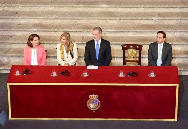 King Felipe VI, accompanied by the Minister of Foreign Affairs, José Manuel Albares, the Vice-President of the European Commission, Teresa Ribera, and the President of the Regional Government of Extremadura, María Guardiola, presides over the presentation of the 19th Carlos V European Award to the European Committee of the Regions, in the Monastery of San Jerónimo de Yuste, on May 25, 2026, in Cuacos de Yuste, Cáceres, Extremadura Spain The award was received by the acting president of the Junta de Andalucía, Juanma Moreno, and the Budapest city councilor Kata Tütto, co-presidents of that body The European Committee of the Regions, the consultative assembly that brings together the local and regional representatives of the European Union, Copyright: xJorgexArmestarx 7548556