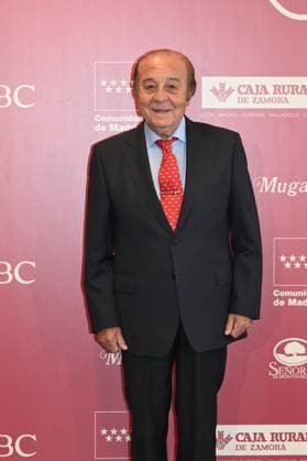 ABC Presents the 17th Bullfighting Award to the Lozano Brothers Samuel Flores poses at the photocall during the presentation of ABCs 17th Bullfighting Award on June 17, 2026, in Madrid, Spain ABC BULLFIGHTING AWARD CELEBRITIES PHOTOCALL José Madrid Madrid Spain,detected_source_language Copyright: xJosà xOlivax 7603539