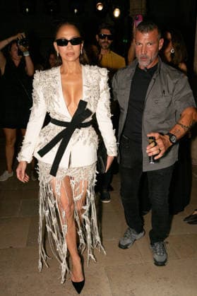 PFW - Zuhair Murad Front Row Jennifer Lopez attends the Zuhair Murad Haute Couture Fall Winter 2026 2027 show as part of Paris Fashion Week in Paris, France on July 08, 2026. Photo by Laurent Zabulon ABACAPRESS.COM Copyright: xZabulonxLaurent ABACAx