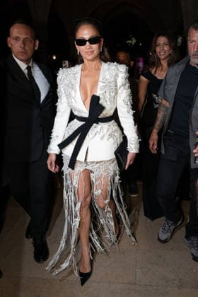 PFW - Zuhair Murad Front Row Jennifer Lopez attends the Zuhair Murad Haute Couture Fall Winter 2026 2027 show as part of Paris Fashion Week in Paris, France on July 08, 2026. Photo by Laurent Zabulon ABACAPRESS.COM Copyright: xZabulonxLaurent ABACAx