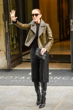 Céline Dion was cheered by her fans as she left the Royal Monceau luxury hotel in Paris, France, on August 31, 2026. Céline Dion is making her grand return to the stage in Paris with a series of exceptional concerts at the Paris La Défense Arena from September 12 to October 17, 2026. Sixteen exclusive dates in September and October 2026, as well as ten dates in May 2027, for a show that is already shaping up to be historic. Bestimage Canadian singer Céline Dion is acclaimed by fans as she leaves the Royal Monceau luxury hotel in Paris, France, on August 31, 2026. Céline Dion is making her grand return to the stage in Paris with a series of extraordinary concerts at the Paris La Défense Arena from September 12 to October 17, 2026. Sixteen e Copyright: xAgencex xBestimagexAgencex xBestimagex