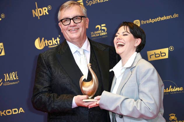 Hape Kerkeling und Tahnee Schaffarczyk bei der 32. Verleihung der Goldenen Henne 2026 in der Leipziger Messe. Leipzig, 04.09.2026