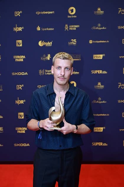 Felix Lobrecht bei der 32. Verleihung der Goldenen Henne 2026 in der Leipziger Messe. Leipzig, 04.09.2026 Copyright: xMatthiasxWehnertx