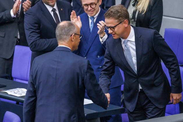Bundestag Dr. Carsten Linnemann Bundesminister für Gesundheit bei seinem Amtseid im Deutschen Bundestag am 08.09.26 in Berlin. Berlin Berlin Deutschland Bundestag