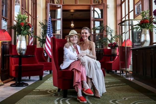52nd Deauville American Film Festival PHOTOPQR OUEST FRANCE Charles BURY DEAUVILLE Sept. 8, 2026 52nd Deauville American Film Festival, Calvados, Normandy. Photocall with Faye Dunaway, an American actress, and Nicola Peltz Beckham, an American actress, at the Hotel Le Royal in Deauville. Photo by Charles Bury, Ouest France. 52nd Deauville American Film Festival, September 8, 2026, DEAUVILLE, France Copyright: xPHOTOPQR OUESTxFRANCE MAXPPPxCharlesxBURYx 20260908OFR8137 20260908OFR8137