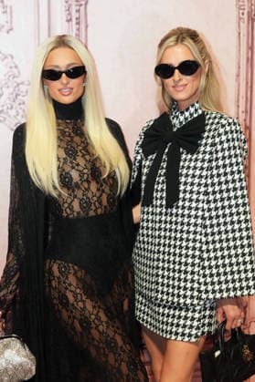 September 10, 2026, New York, Ny, USA: PARIS HILTON and NICKY HILTON attend the Alice and Olivia Fashion Presentation,.583 Park Avenue, NYC.September 10, 2026. . Alice and Olivia Fashion Presentation,.583 Park Avenue, NYC.September 10, 2026. New York USA - ZUMAms4_ 20260910_faf_ms4_001 Copyright: xSoniaxMoskowitzxGordonx