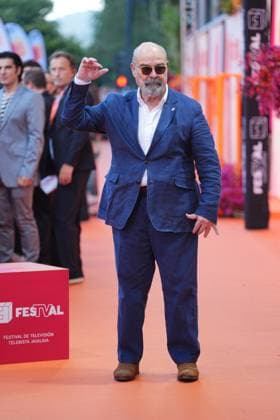 Photo call prior to the closing gala of the FesTVal in Vitoria Actor Antonio Resines during the photo call prior to the closing gala of the FesTVal in Vitoria, at the Europa Convention Center, on September 12, 2026, in Vitoria-Gasteiz, Álava, Basque Country, Spain. FesTVal is Spain’s National Television Festival and is the first festival dedicated exclusively to television in all its formats—programs, game shows, magazine shows, and series. The 18th edition of the FesTVal Television Festival in Vitoria-Gasteiz took place from September 7 to 12. SEPTEMBER 12, 2026 CLOSING PHOTOCALL TELEVISION FESTIVAL TV CELEBRITIES In VVitoria-Gasteiz, Álava, Basque Country Vitoria-Gasteiz, Álava, Basque Country Spain Copyright: xInakixBerasalucex 7769440