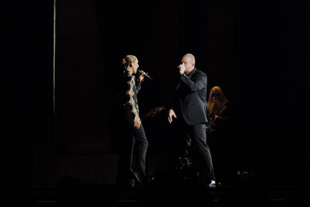 Exclusive: Quebec singer Céline Dion makes a triumphant return to the stage at the Plénitude Arena to kick off her Paris residency, a series of sixteen concerts scheduled through October 17, 2026. Ten additional dates are planned for May 2027. In front of an audience of approximately 30,000 people from all over the world, the 58-year-old artist performed her first full concert in six years, following a long hiatus due to her battle with stiff-person syndrome, a rare neurological disorder diagnosed in 2022. Visibly moved, Céline Dion paused her first song, On ne change pas, overcome with emotion, before launching into a show lasting more than two hours, featuring her greatest hits, including My Heart Will Go On, Pour que tu m’aimes enc Copyright: xAgencex xBestimagexAgencex xBestimagex