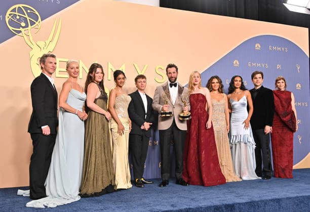 78th Primetime Emmy Awards - Press Room Shawn Hatosy, Katherine LaNasa, Isa Briones, Shabana Azeez, Gerran Howell, Noah Wyle, Taylor Dearden, Sepideh Moafi, Supriya Ganesh, Patrick Ball and Fiona Dourif in the press room at the 78th Primetime Emmy Awards held at the Peacock Theater on September 14, 2026 in Los Angeles, California. Los Angeles Peacock Theater California USA Copyright: xTammiexArroyo AFF-USA.comx