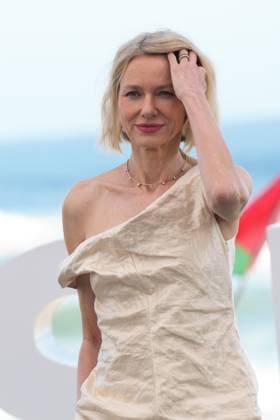 Naomi Watts Presents the Feature Film *The Housewife* at the San Sebastián Film Festival Actress Naomi Watts during the presentation of the film *The Housewife* as part of the 74th edition of the San Sebastián Film Festival, on September 19, 2026, in San Sebastián, Guipúzcoa, Basque Country, Spain. In addition to presenting the film, Watts received a Donostia Award at this year’s festival in recognition of her professional career. SEPTEMBER 19, 2026 San Sebastián, Guipúzcoa, Basque Country, Spain Copyright: xUnanuex 7784978