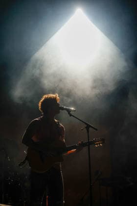 Guitarricadelafuente Concert at the Festival B in Barcelona The artist Guitarricadelafuente during his performance at the Festival B, at the Parc del Fòrum, on September 19, 2026, in Barcelona, Catalonia, Spain. Álvaro Lafuente Calvo, known professionally as Guitarricadelafuente, is a singer-songwriter, guitarist, and actor. This is one of the main performances on the closing day of Festival B, featuring part of the repertoire from his latest album, *Spanish Leather* SEPTEMBER 19, 2026 CATALONIA CONCERT MUSIC GUITARRICA ÁLVARO LAFUENTE CALVO MUSICIAN SINGER-SONGWRITER ACTOR CULTURE Kike Rincó Barcelona Catalonia Barcelona Catalonia Spain Copyright: xKikexRinconx 7787096
